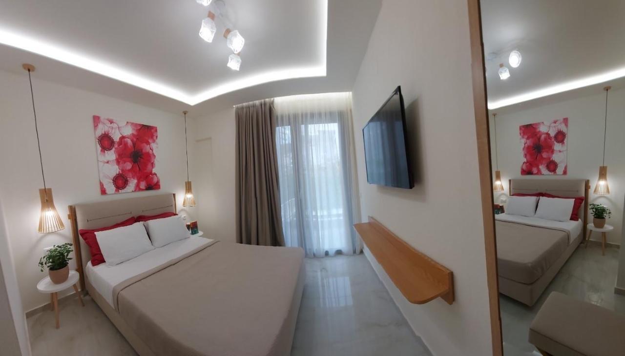 Wide Blue Luxury Boutique Suites เนโอสมาร์มาราส ภายนอก รูปภาพ