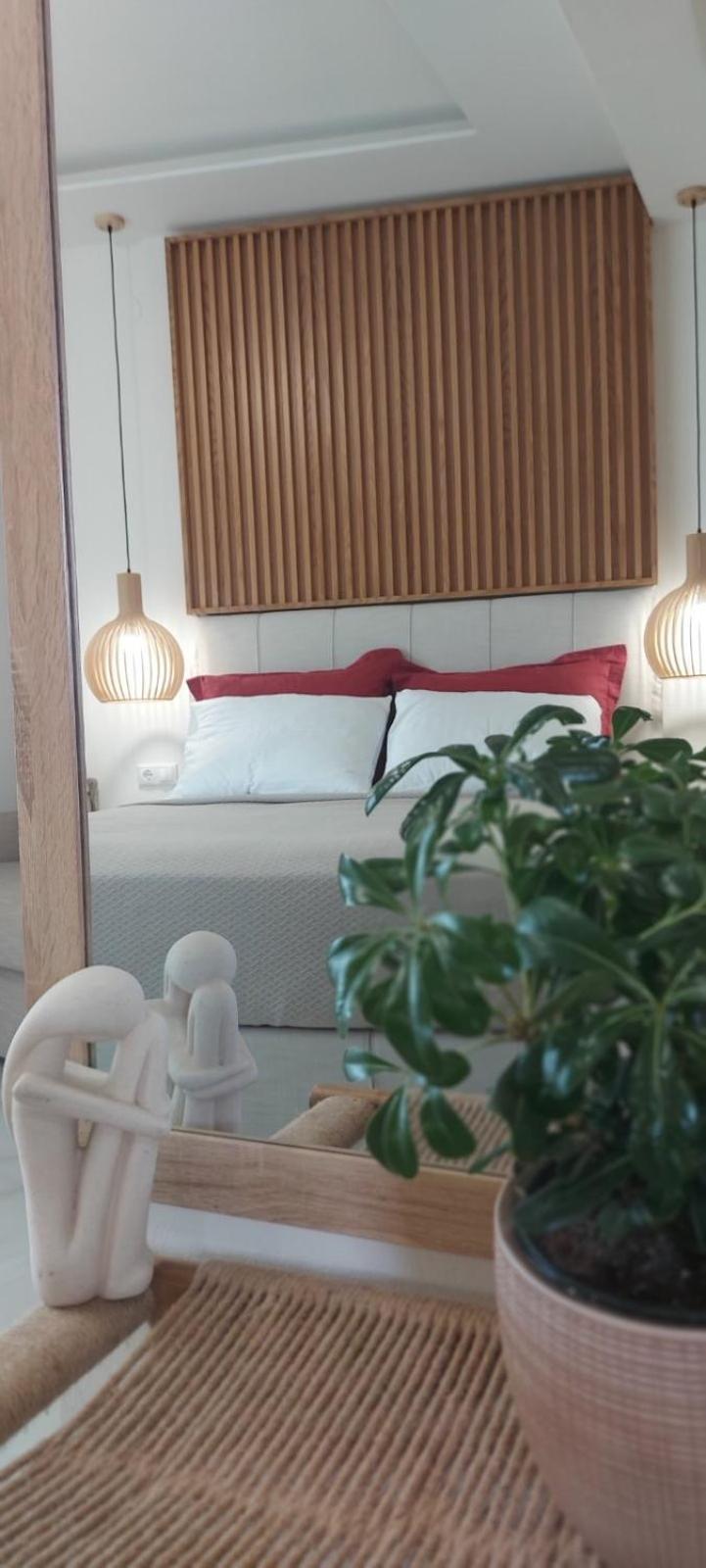 Wide Blue Luxury Boutique Suites เนโอสมาร์มาราส ภายนอก รูปภาพ